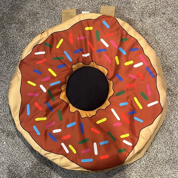 M/L Donut Costume 🍩 - Picture 2 of 4